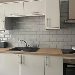 Belmont House Apartment